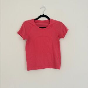 Lululemon Swiftly Athletic Tee